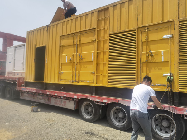 十堰除了负载情况和发动机维护，还有哪些因素会影响 200kw 柴油发电机的油耗？