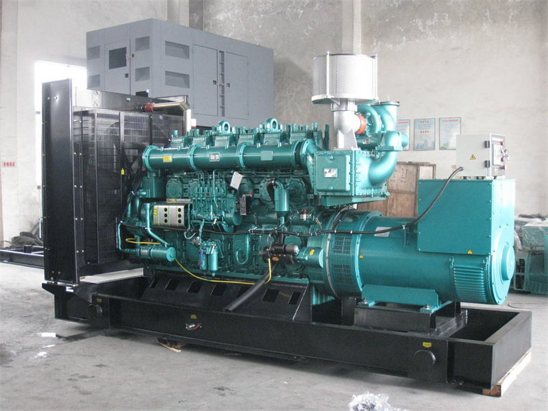 十堰200KW 柴油发电机的油耗是多少?