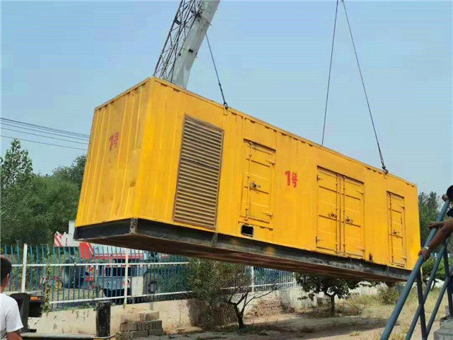 十堰300KW柴油发电机组油耗是多少?